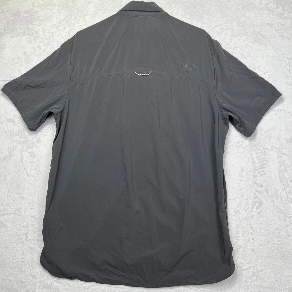 The North Face Shirt Mens‎ Large Gray Short Sleeve Snap Button Hiking Outdoor